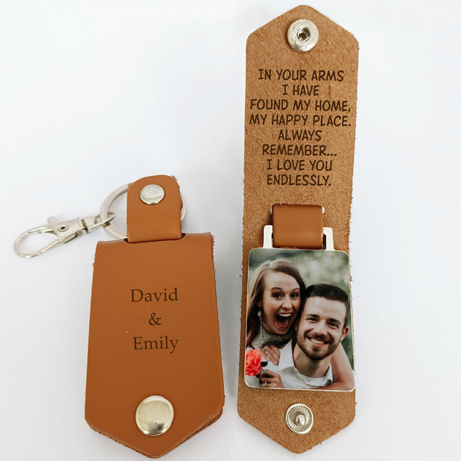 Custom Text Vintage Leather Photo Keychain